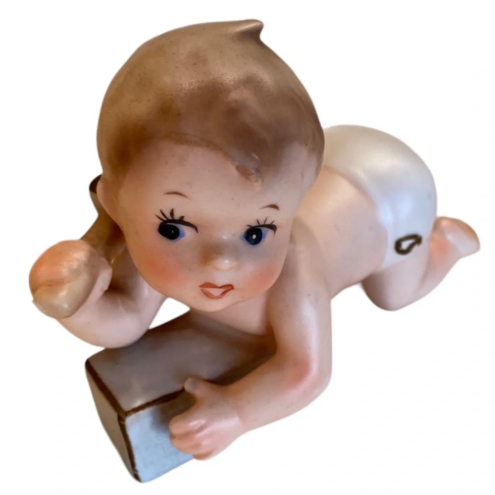 Vintage 1962 Napco C 5480 Porcelain Piano Baby Collectible Antique Figurine